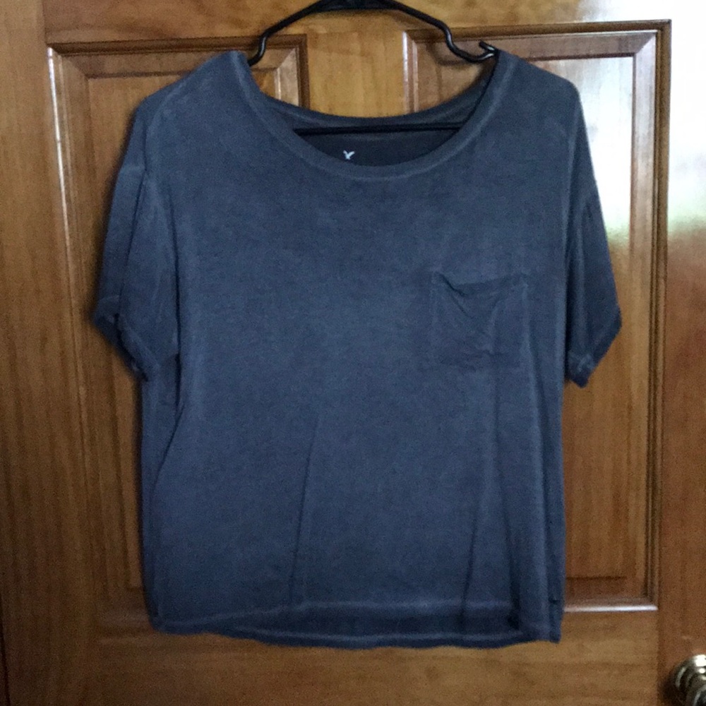 Gray tee